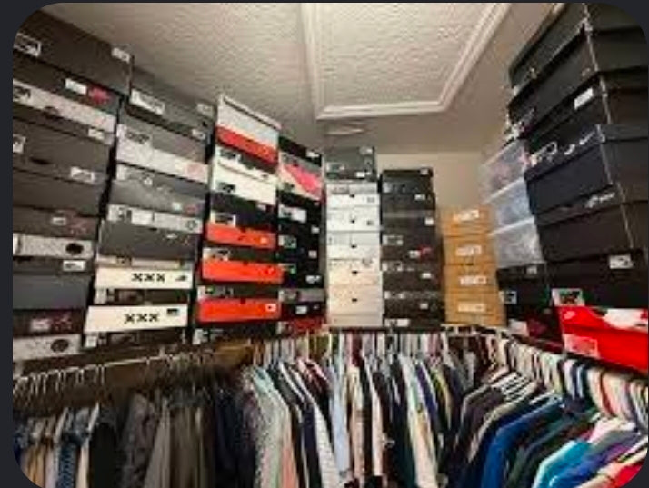 MIXED SNEAKERS