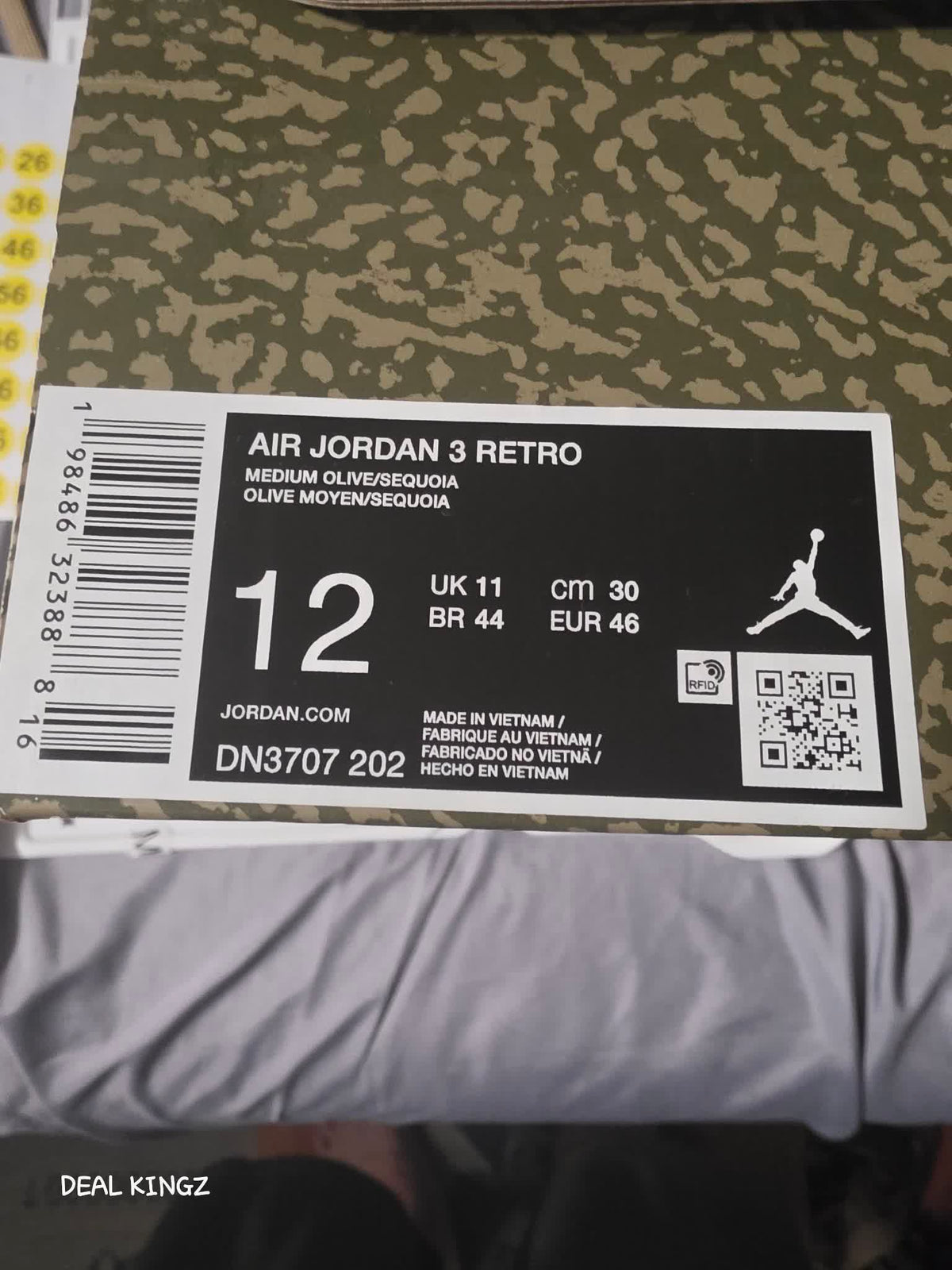 Jordan 3 Retro Medium Olive Men's 12 New Yellow #18