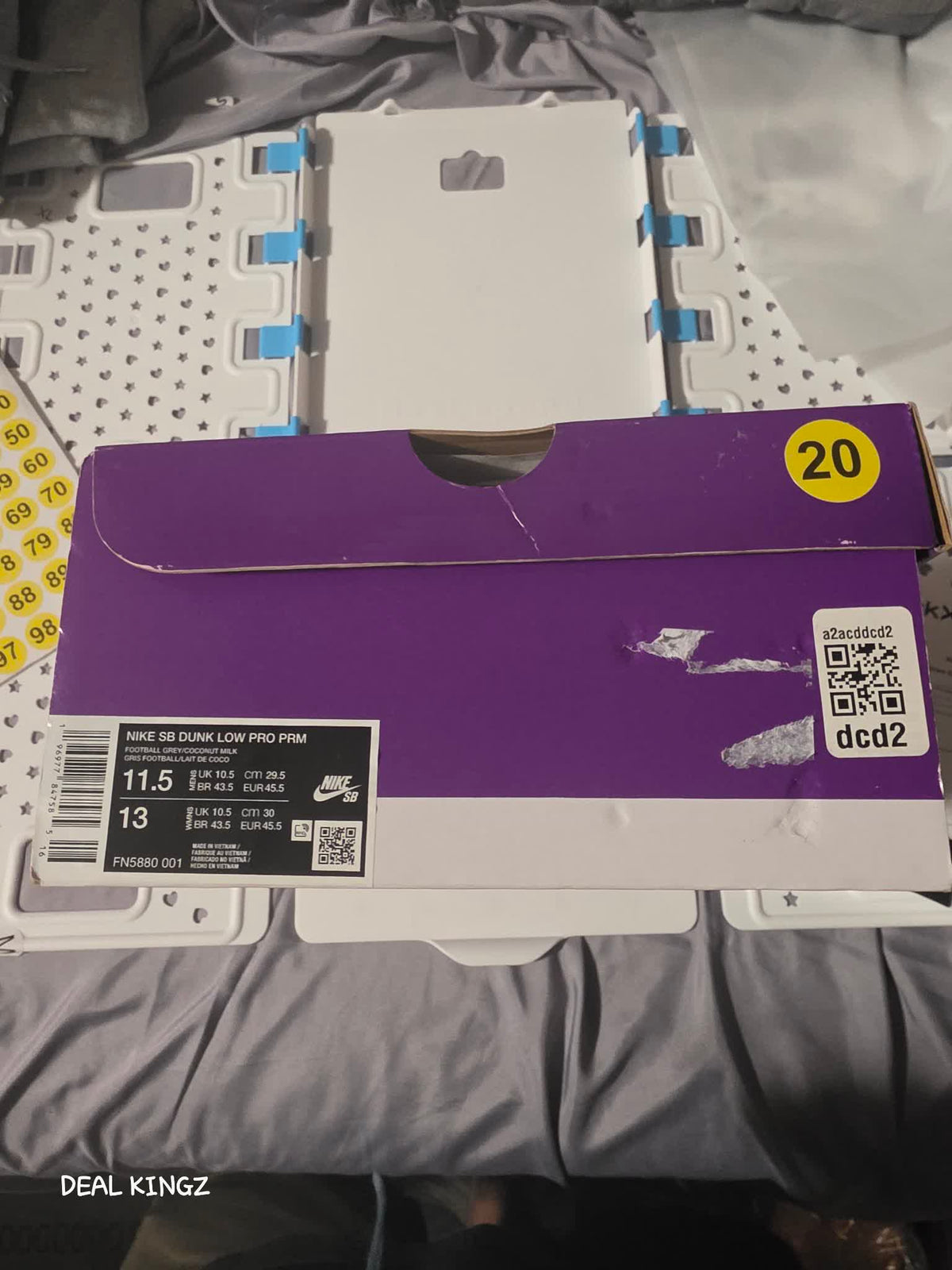 Nike SB Dunk Low City of Style Men's 11.5 Worn Once Yellow #20