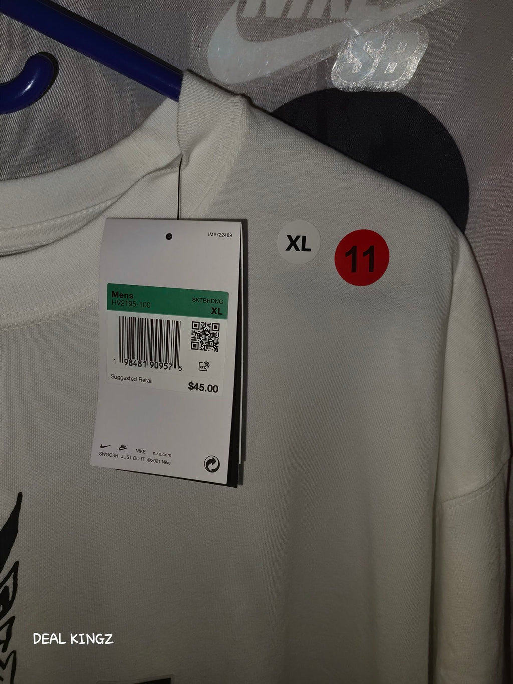 Nike SB Devil Graphic Tee White XL New With Tags HV2195-100