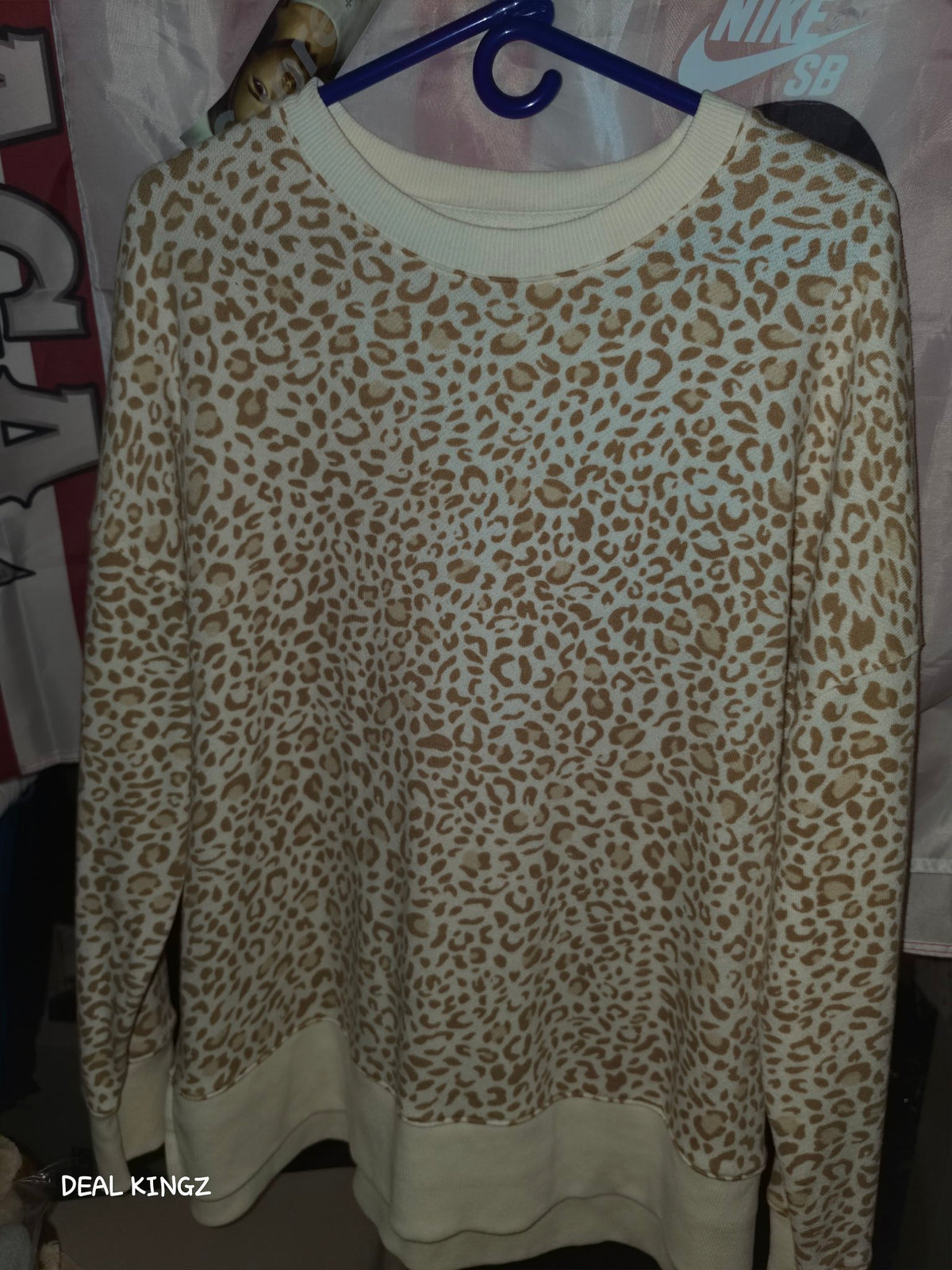 Time and Tru Leopard Print Crewneck Sweatshirt Women's XL New