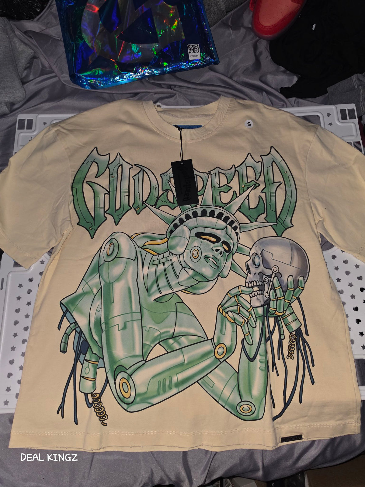 Godspeed Robotic Statue of Liberty Tee Cream S New
