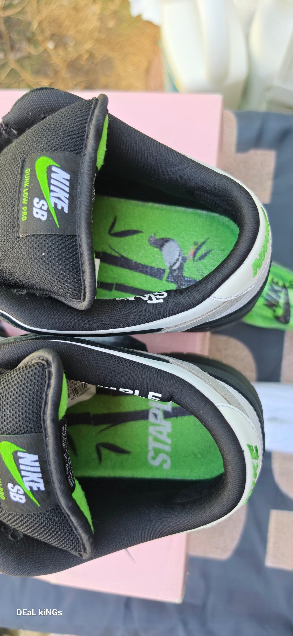 Nike SB Dunk X Jeff Staple Size 8.5 Mens Pre-owned 💯% AUTHENTIC