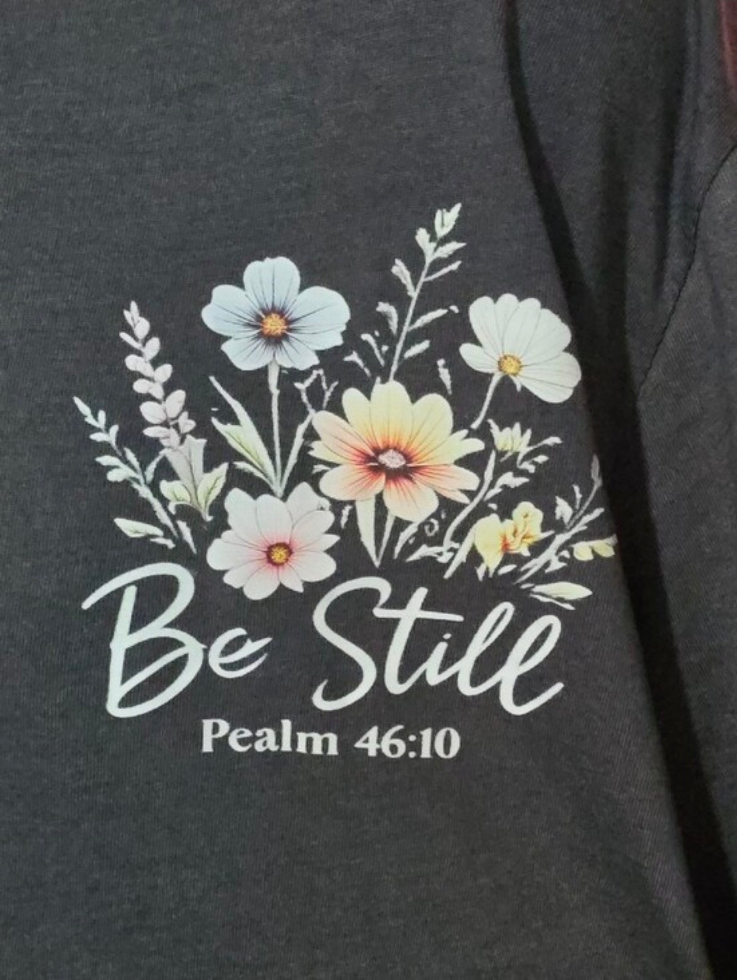 Woman's Oversized XL Charcoal 'Be Still' Floral Psalm Short Sleeve Tee