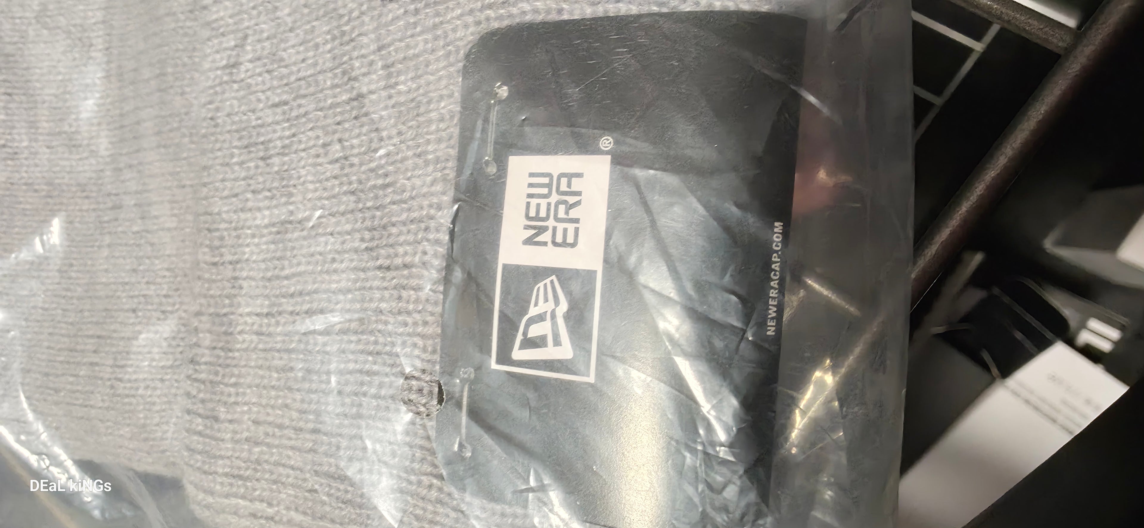 SUPREME/NEW ERA BOX LOGO BEANIE GREY/BLUE BRAND NEW 💯% AUTHENTIC