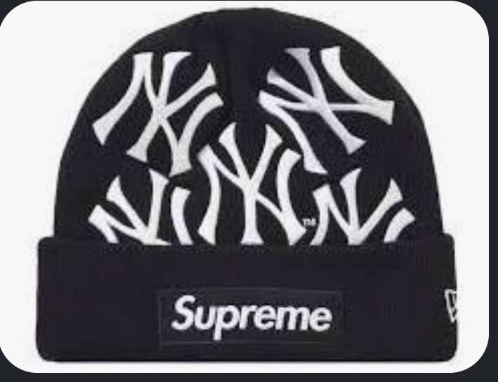 Supreme x New York Yankees x New Era Box Logo Beanie