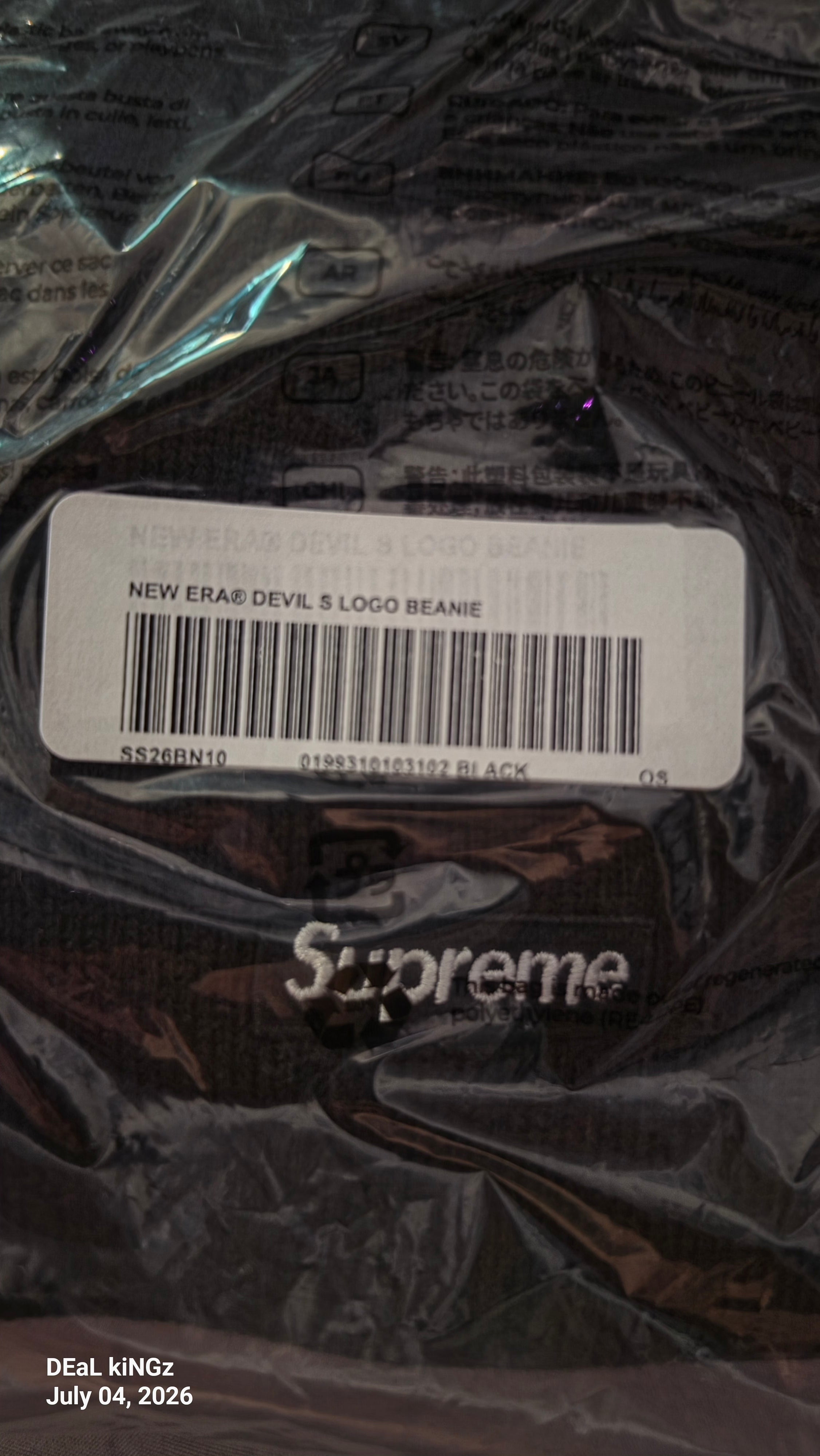 SUPREME X NEW ERA DEVIL S LOGO BEANIE