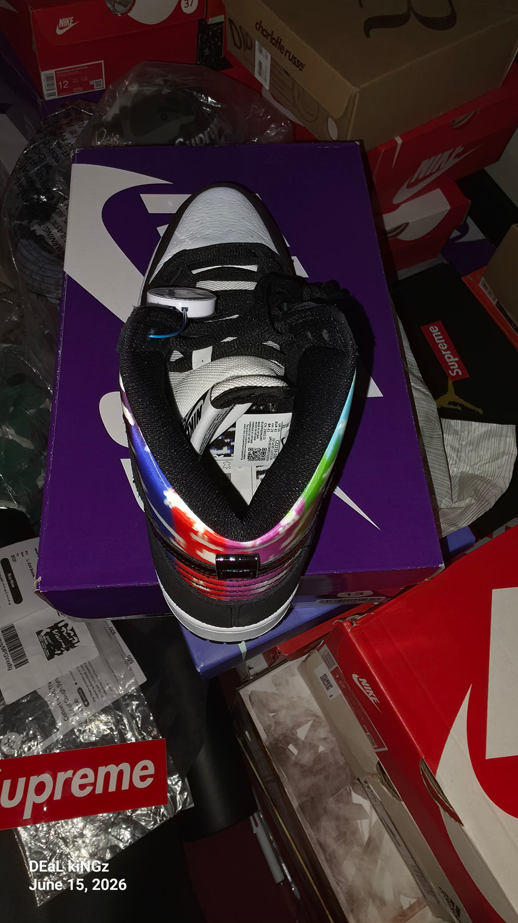 2021 Nike Dunk High SB 'TV Signal'
Brand New AUTHENTICATED BY EBAY