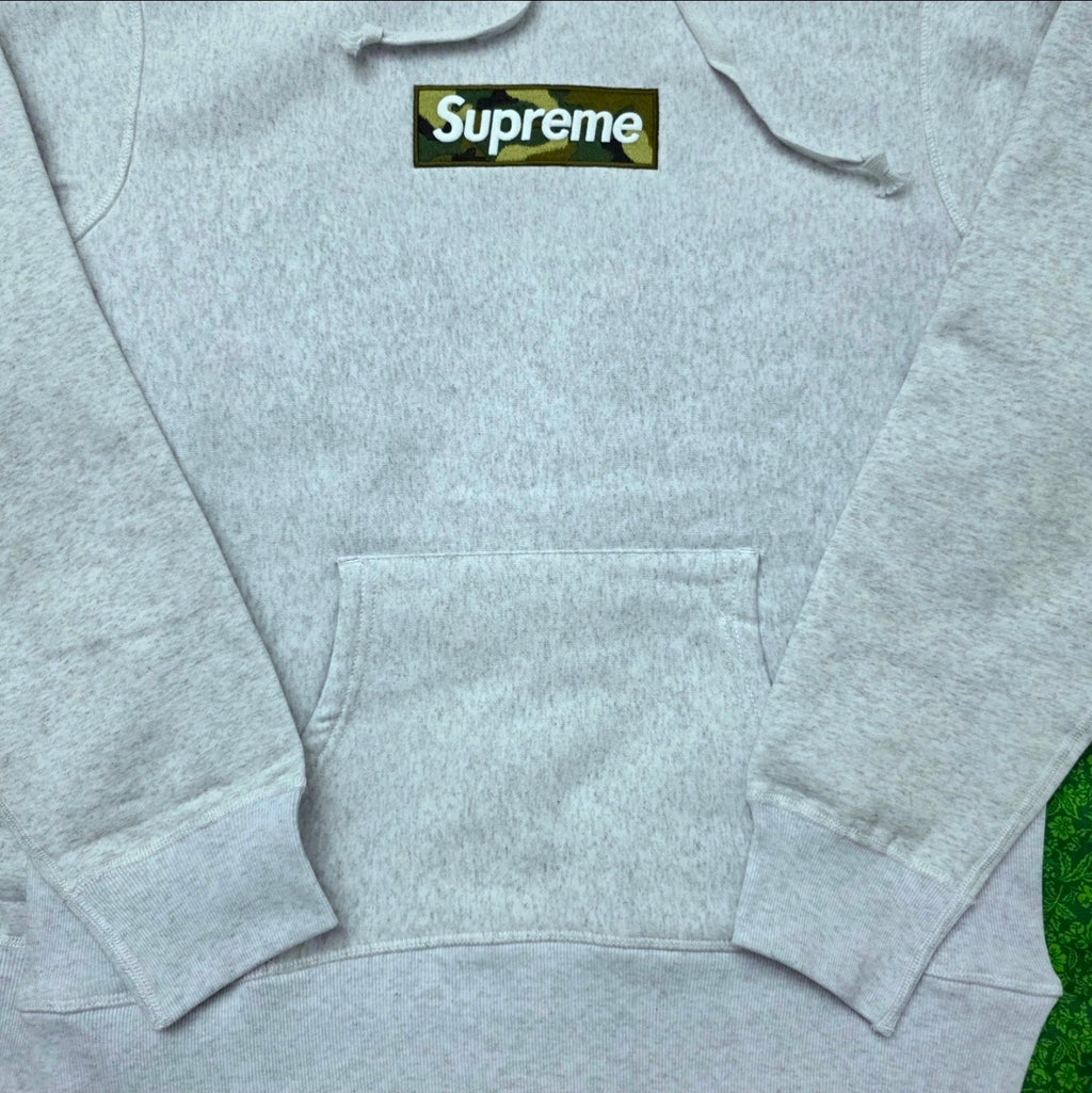 Supreme Box Logo Hooded Sweatshirt in Ash Grey from the Fall/Winter 2023 collection.BRAND NEW 💯% AUTHENTIC