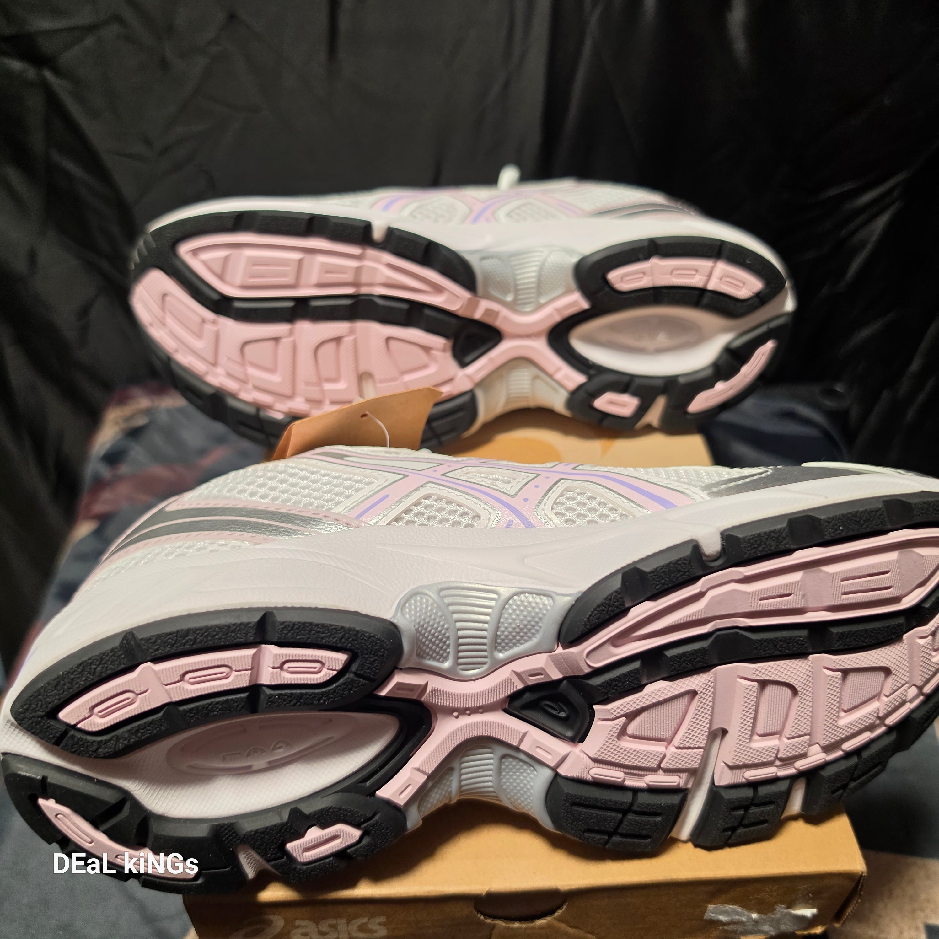 Asics Gel-1130 GS white/Cosmos GIRLS size 7 kids